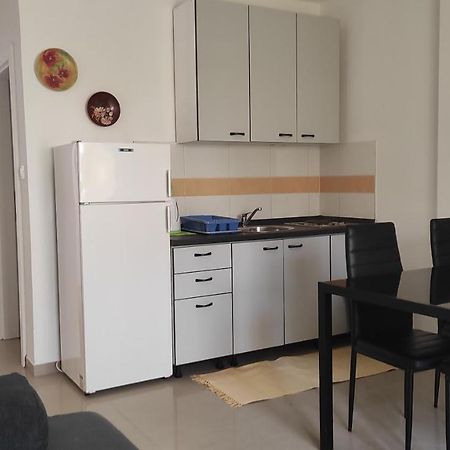 Apartmani MILLE Starigrad Paklenica Bagian luar foto